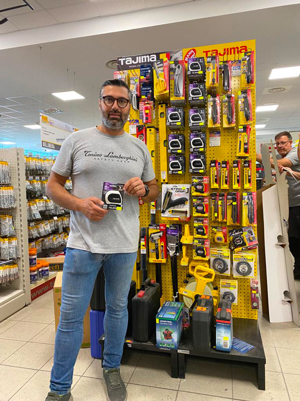 Edil Arena, Ullmann premium reseller.